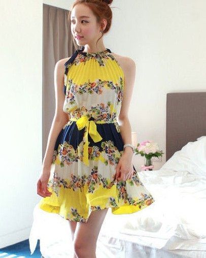 Vestido curto floral